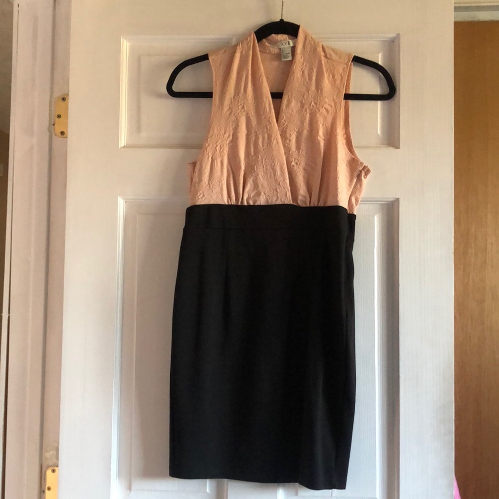 Classy pink and black dress